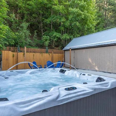 Close To Hiawatha Tr And Biking With Hot Tub Wallace Exterior photo